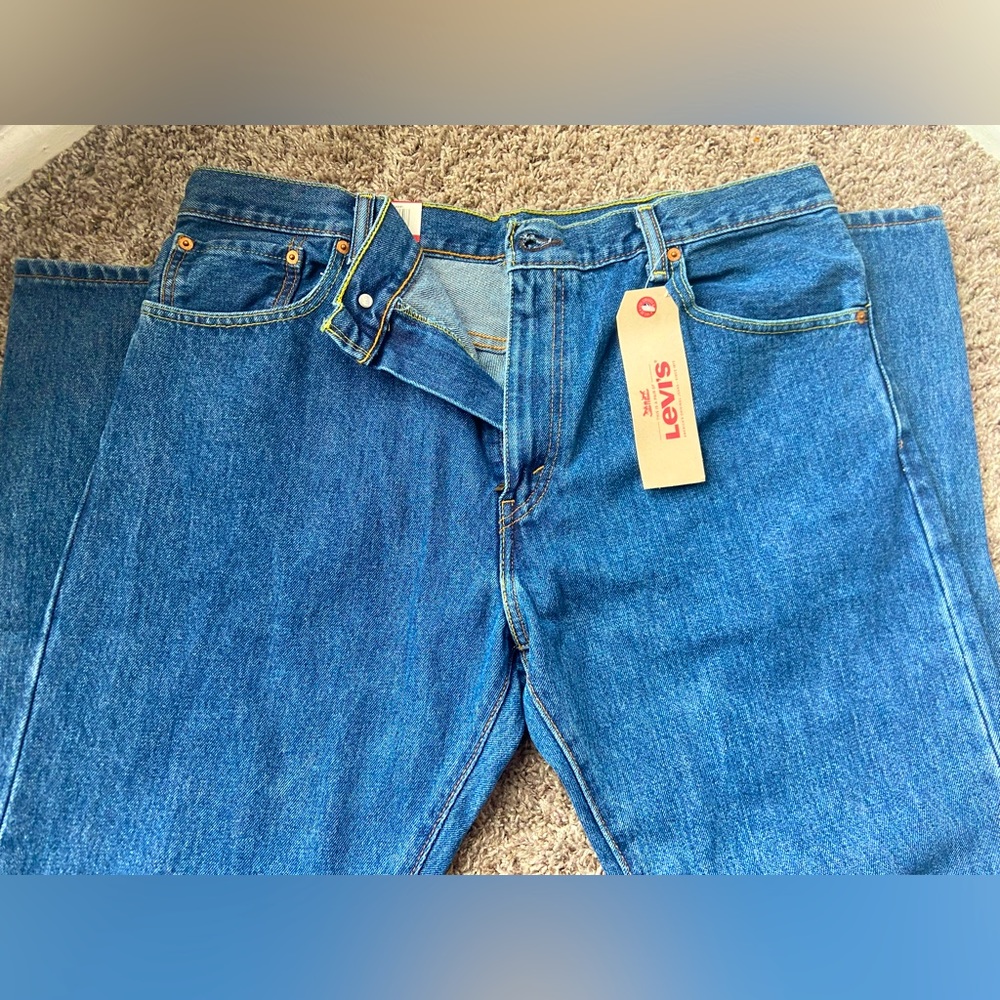 Men’s Levi & Strauss Jeans size 38/30 Brand New